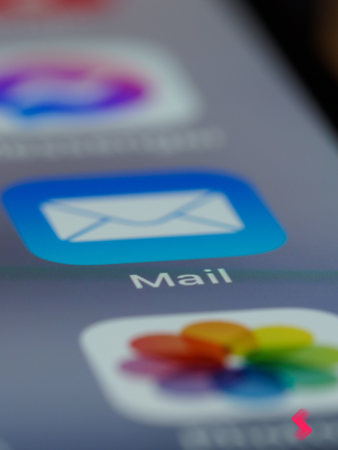 Email structure illustration